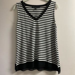 White House Black Market. Size Medium